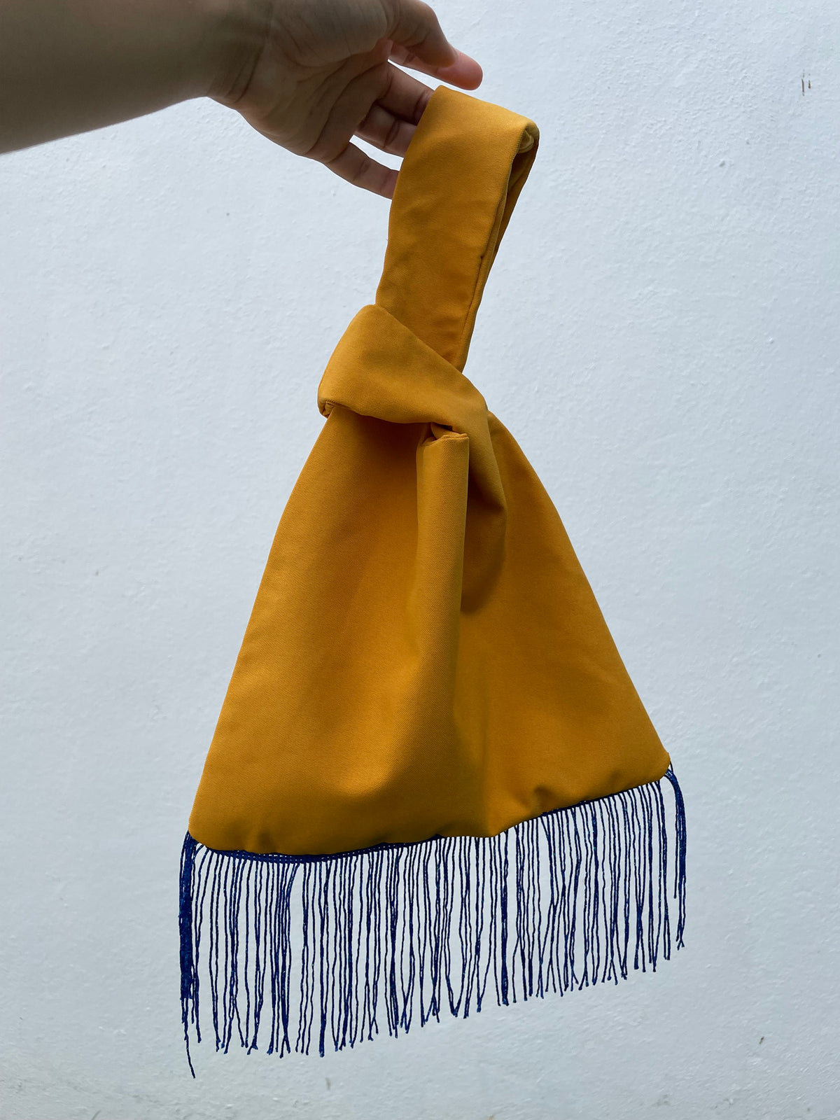 Japanese knot bag - blue fringe