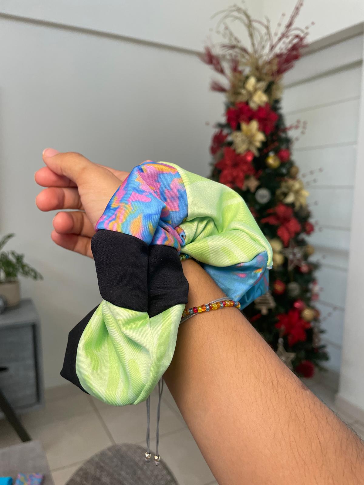 maxi scrunchie