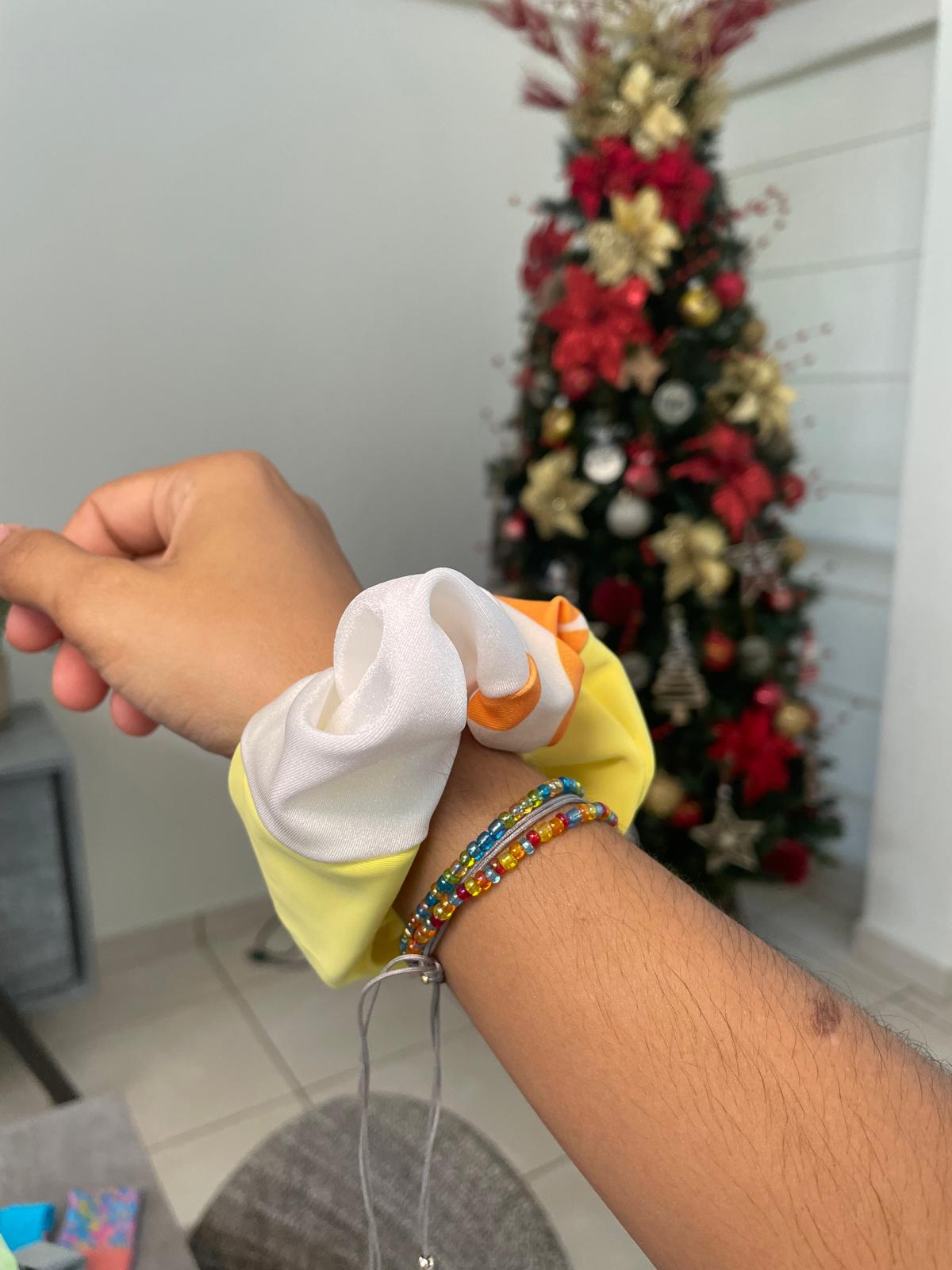 midi scrunchie