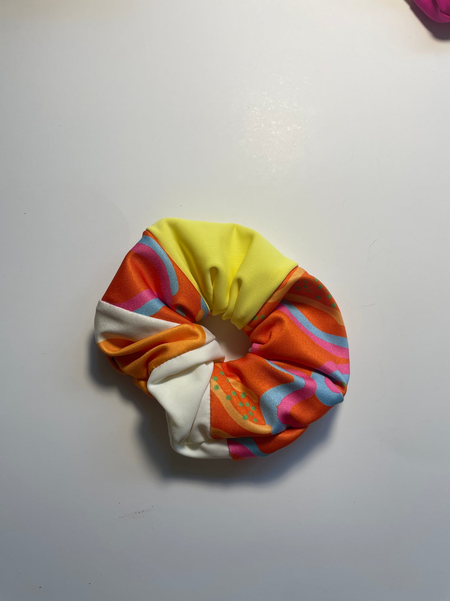 midi scrunchie