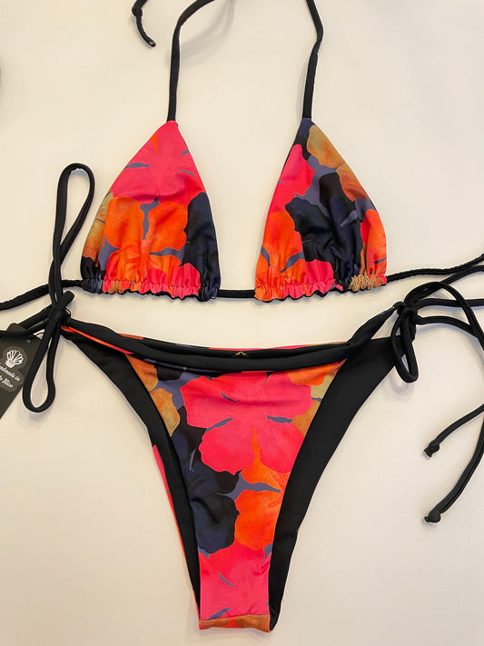 Reversible bikini set